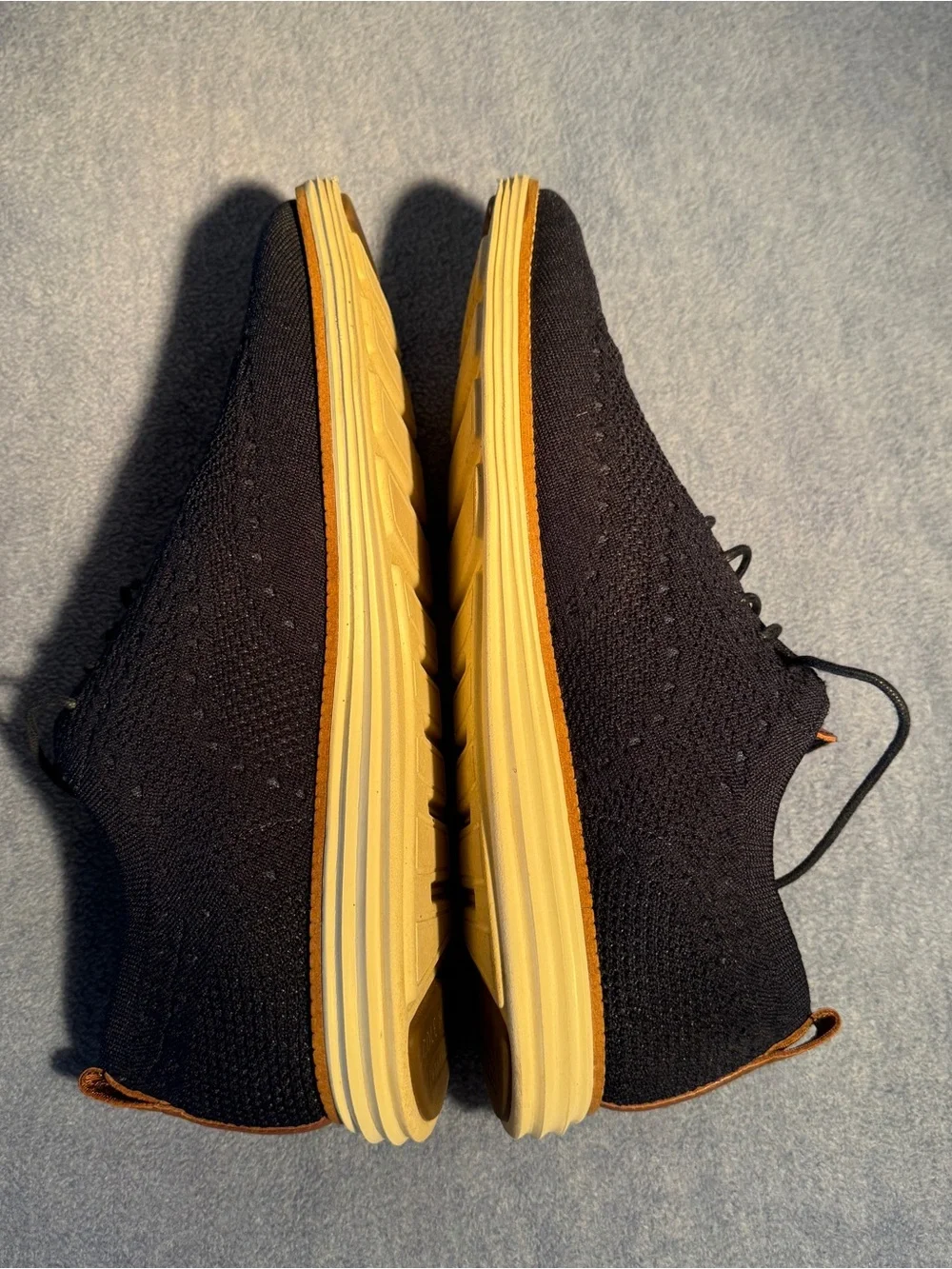 Cole Haan Original Grand navy blue Knit Oxfords with Brown Accents
